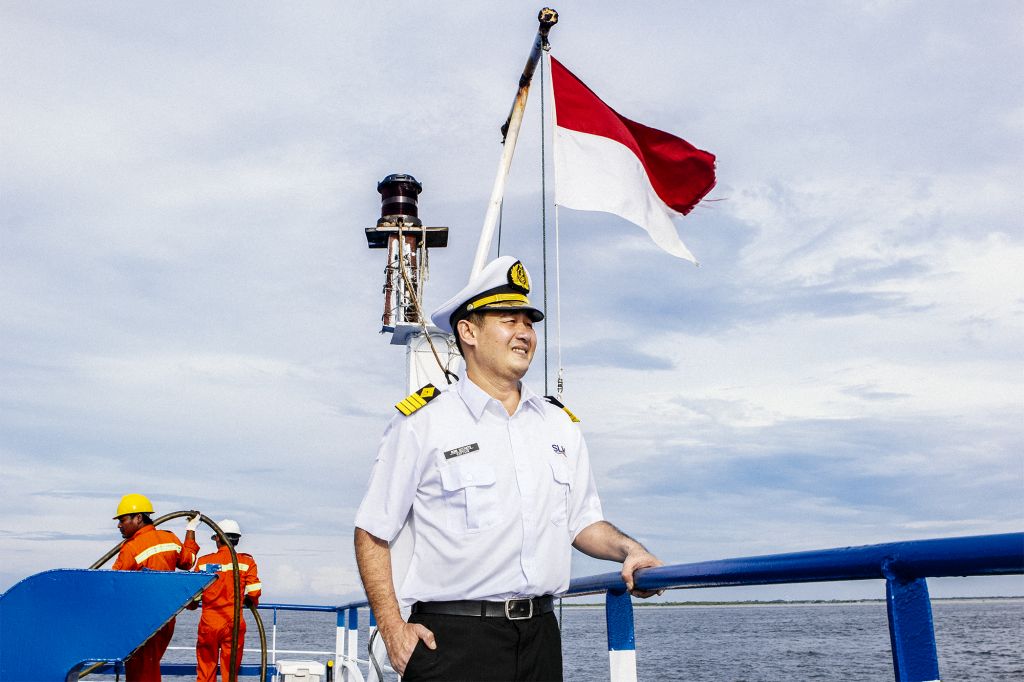Berlayar ke laut lepas