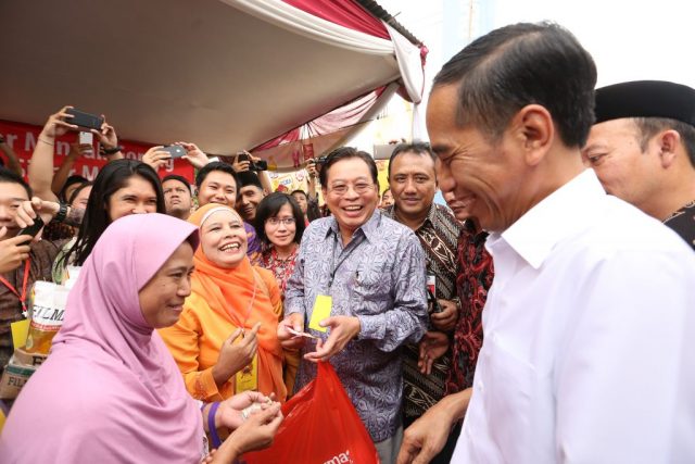 Providing affordable cooking oil through vibrant Bazaar Minyak Goreng