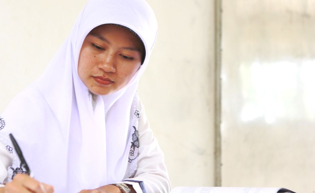 teacher009