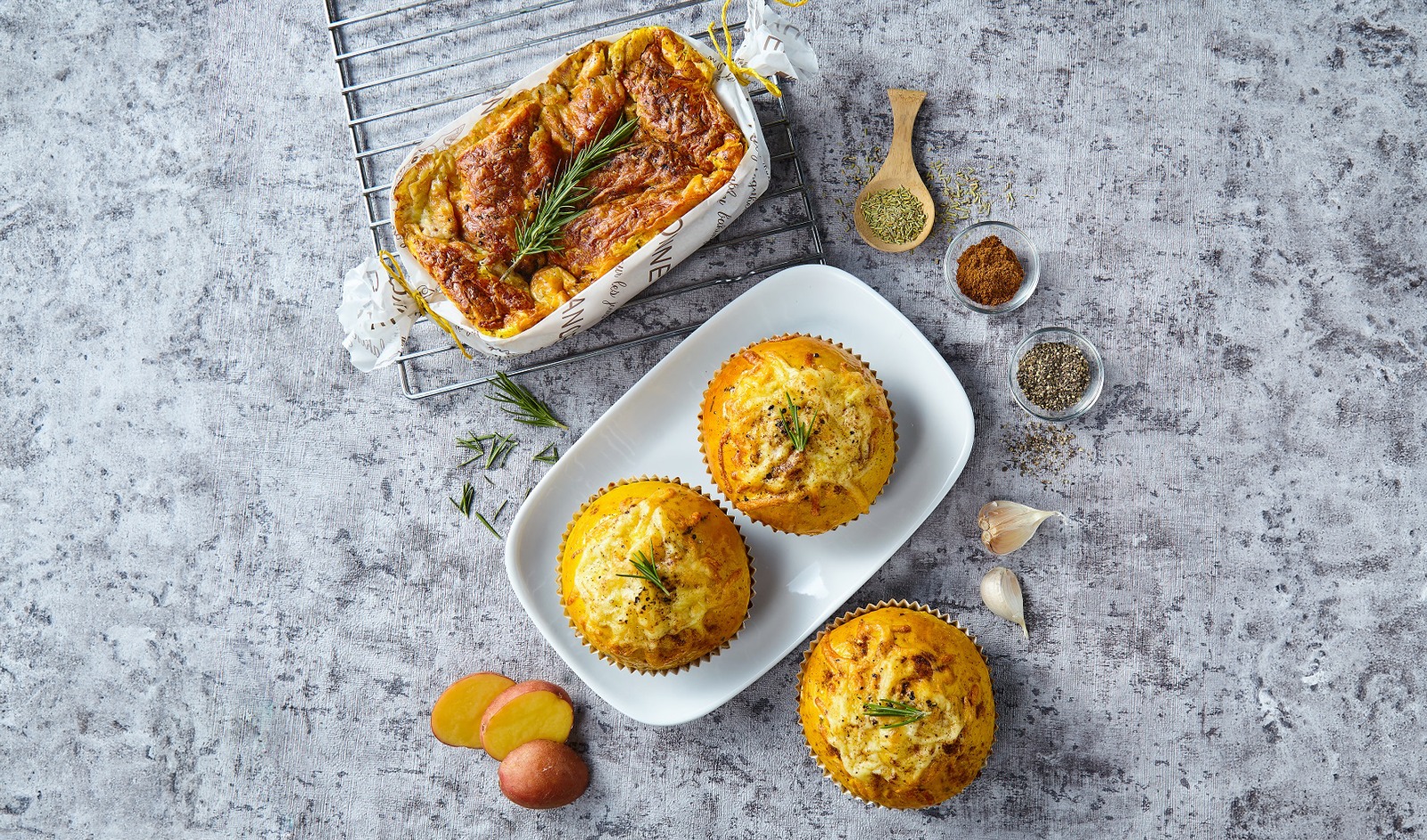 Carrot Bread with Chicken and Potato