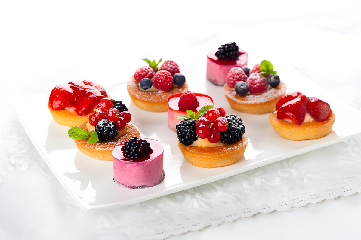 Mini Dessert Trends Loved by the Young Generation