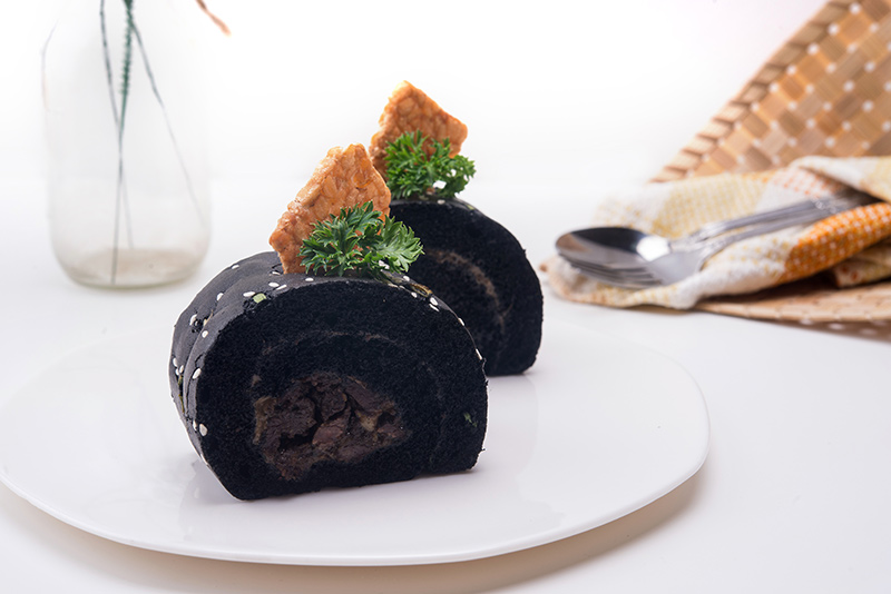 Rawon Roll Tart