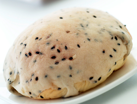 Moaci Bread