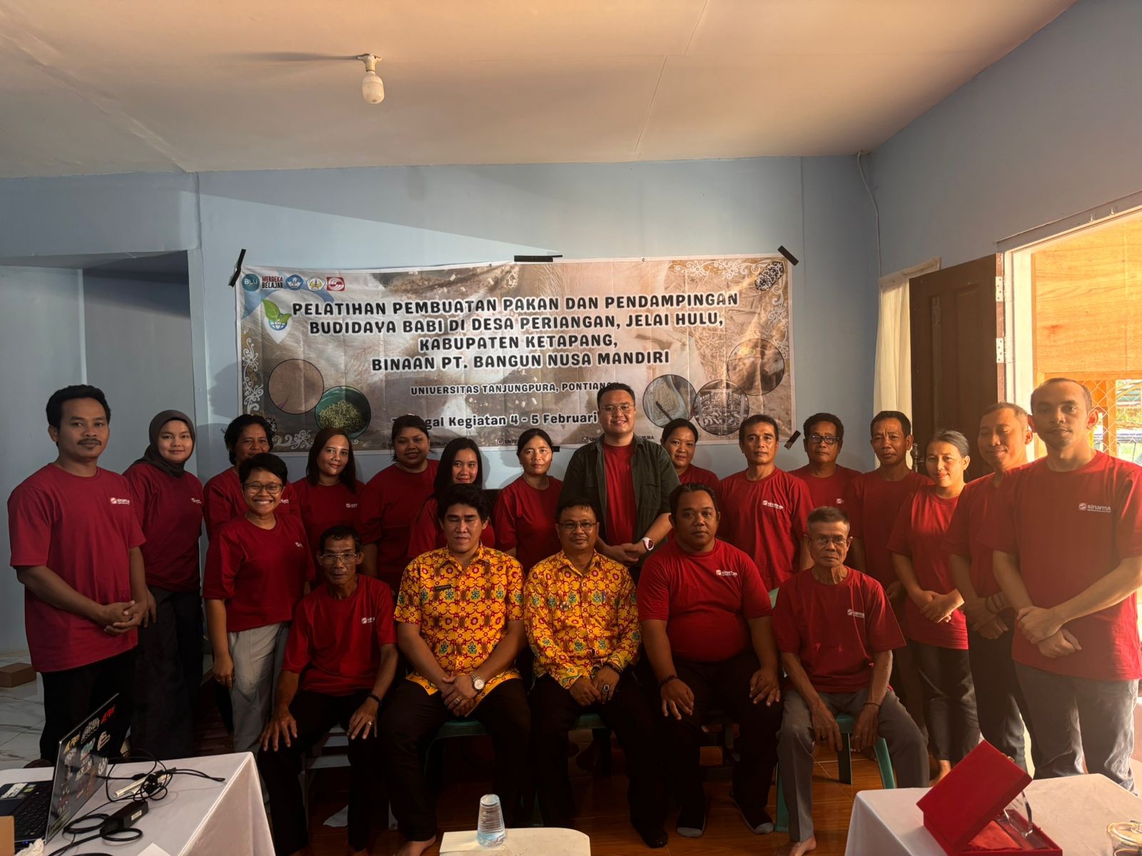 The training was supported by the Periangan Village Government, the Jelai Hulu Subdistrict, and Universitas Tanjungpura