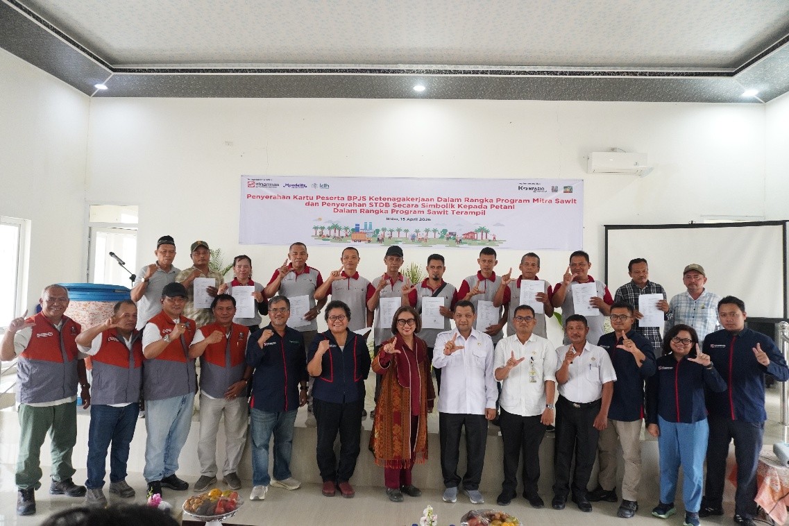 Supporting Sustainable Plantation Practices: Hundreds of Independent Farmers in Langkat Receive Their First STDBs