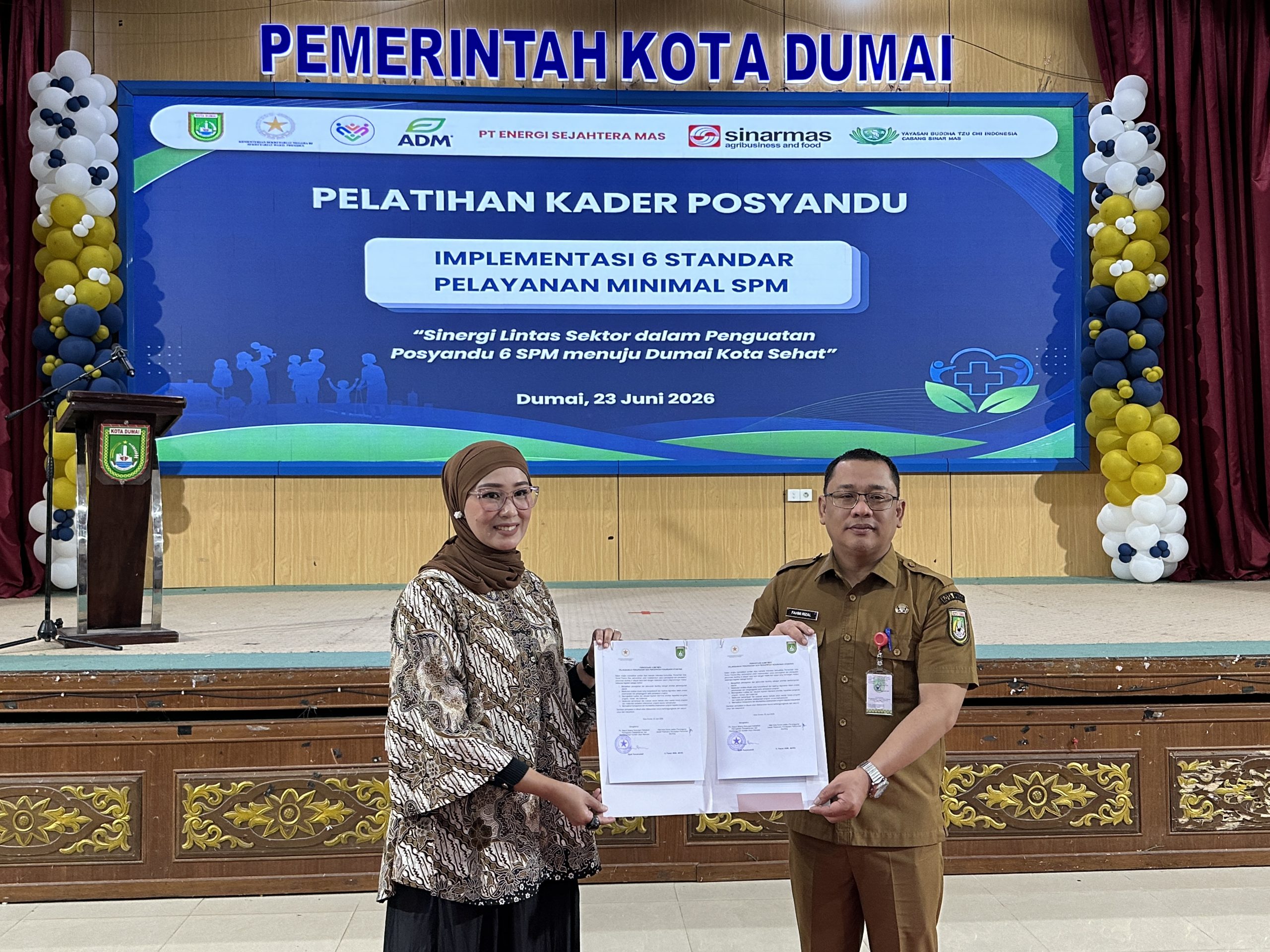 Sekretaris Daerah Kota Dumai dan perwakilan Sekretariat Wakil Presiden RI